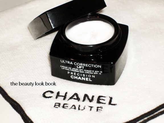 CHANEL Precision Ultra correction line repair anti-wrinkle day cream spf 15  [DISCONTINUED] - Reviews