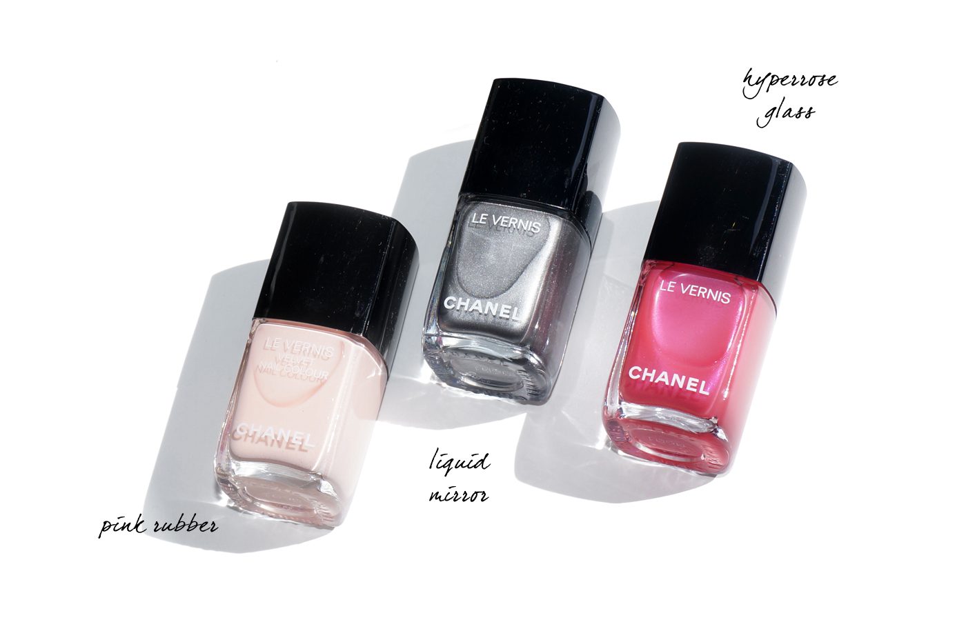 The Beauty Look Book - Chanel Velvet Nail Color Pink Rubber, Liquid Mirror and Hyperrose Glass