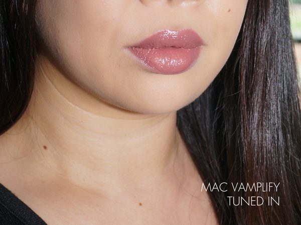 MAC Nutcracker Sweet Nude Lip Bag - Vamplify Tuned In
