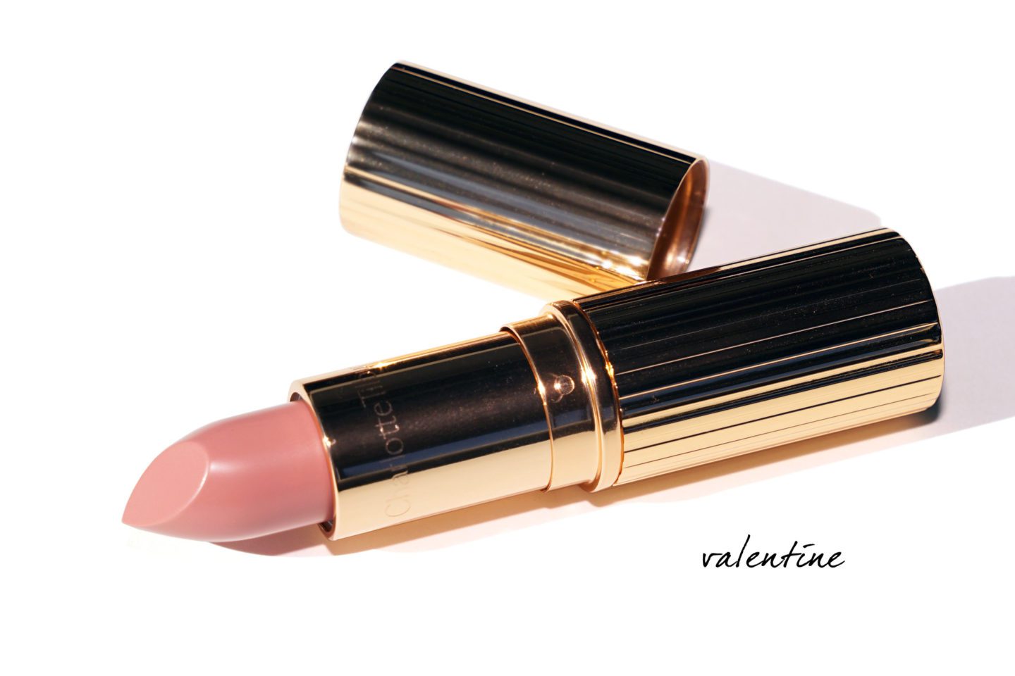 Charlotte Tilbury Valentine KISSING Lipstick Review | The Beauty Look Book
