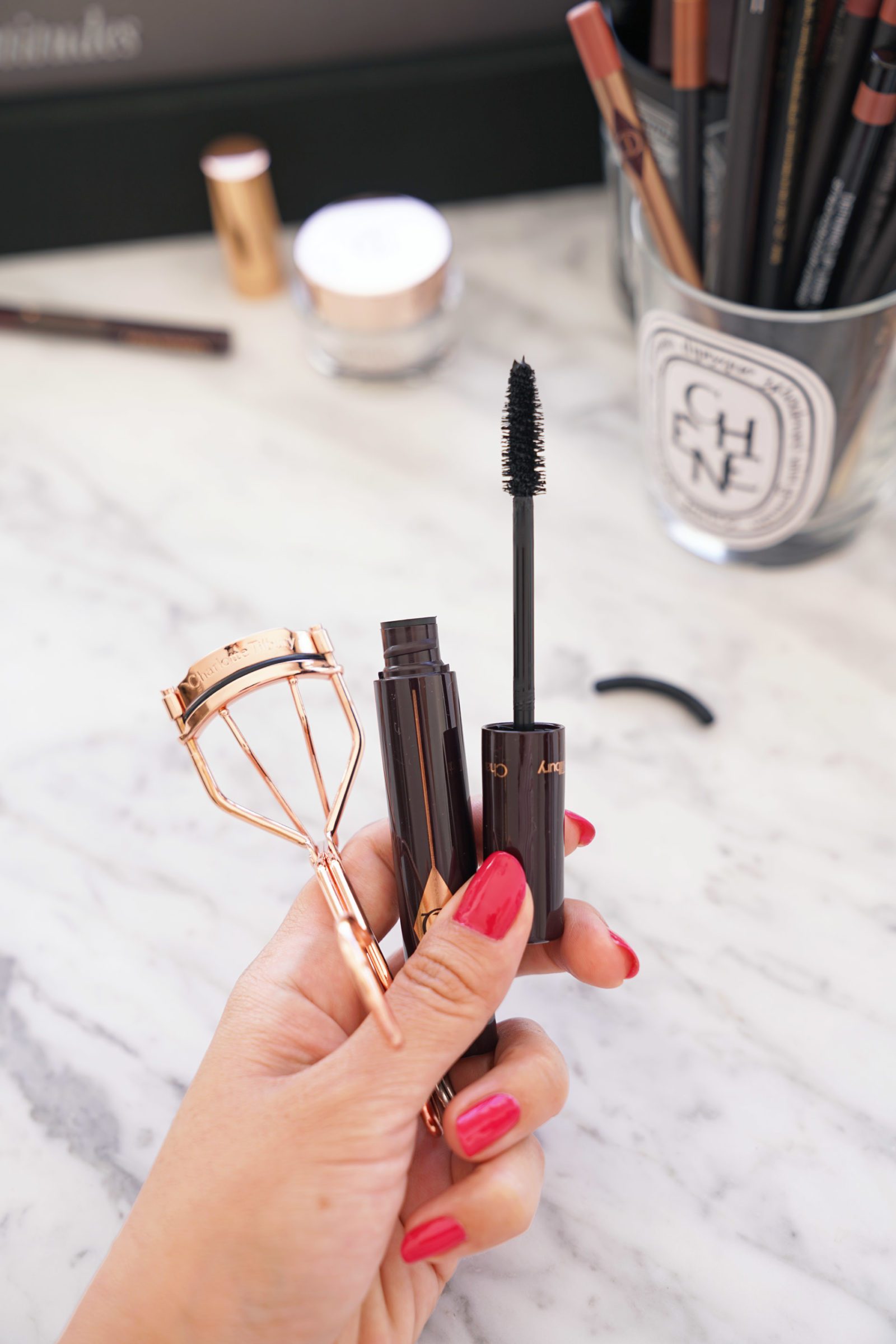CharlotteTilburyLashCurlerMascara The Beauty Look Book