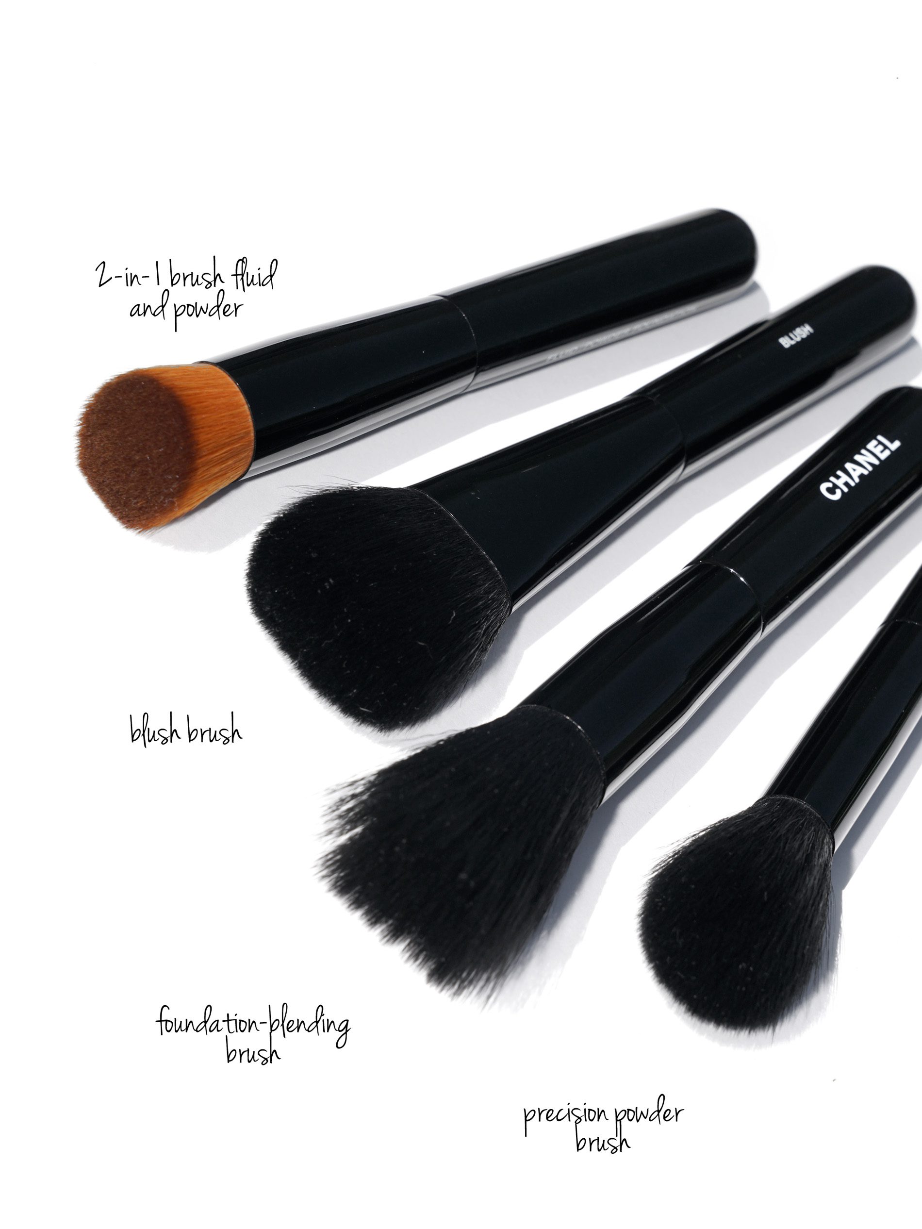 pakke marxisme vogn Chanel Makeup Brushes - New Design - The Beauty Look Book