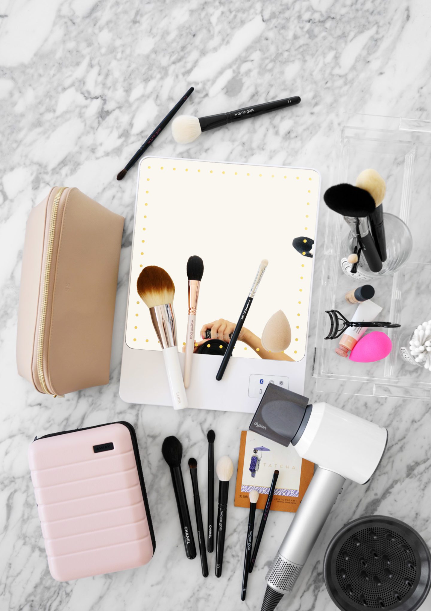 Best Beauty Tools and Accessories | Beauty Look Book
