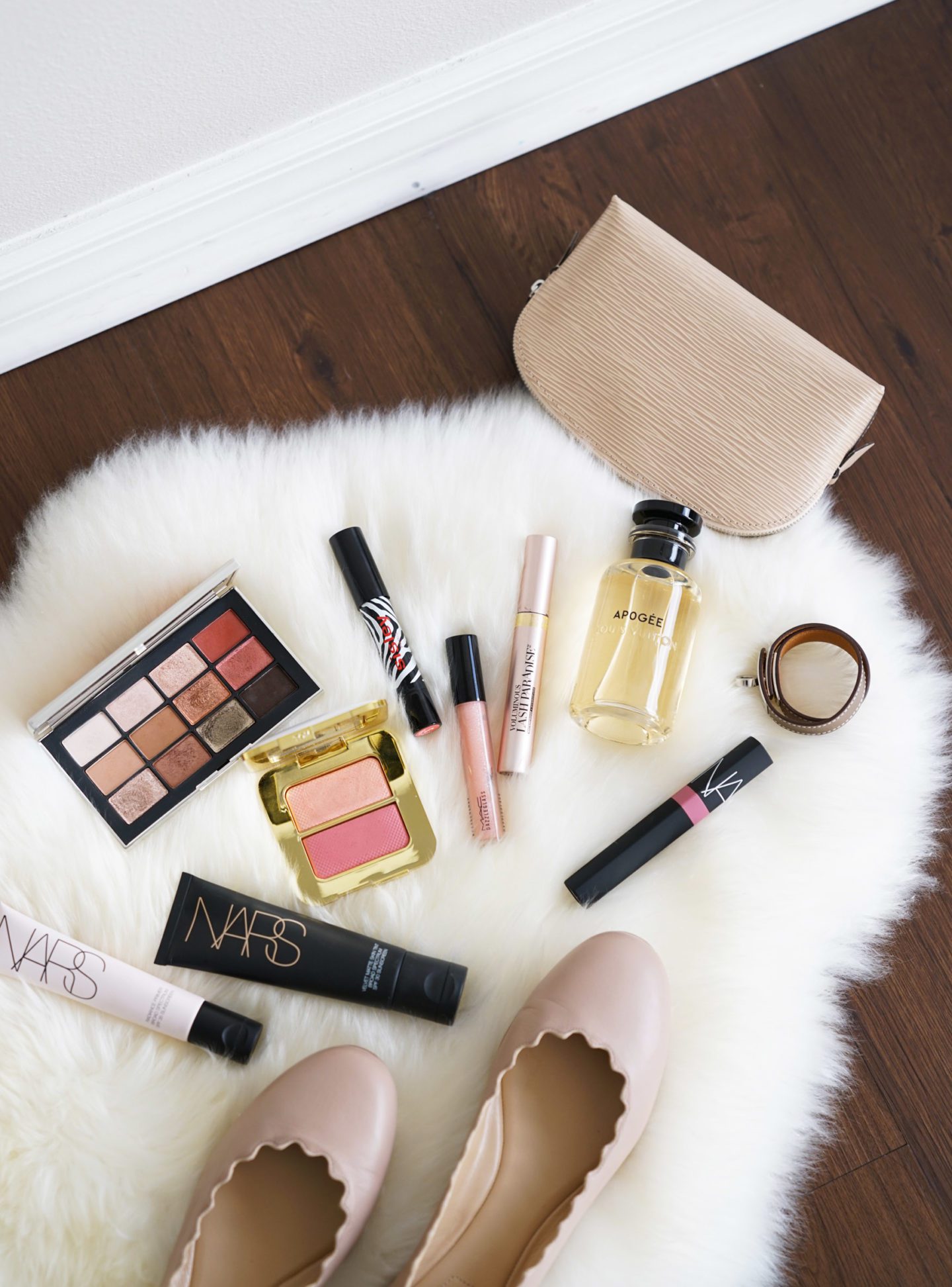 Beauty Look Book Beauty Flatlay | Narsissist Wanted, Louis Vuitton Apogee Perfume, Tom Ford Lavender Lure, NARS Lip Cover Summer Fire