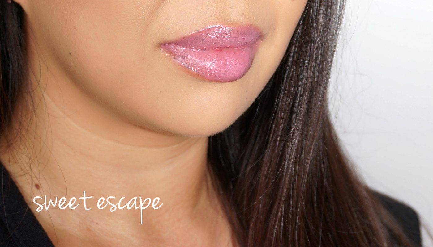 Marc Jacobs Beauty Enamored Hydrating Lip Gloss Stick review Sweet Escape | The Beauty Look Book