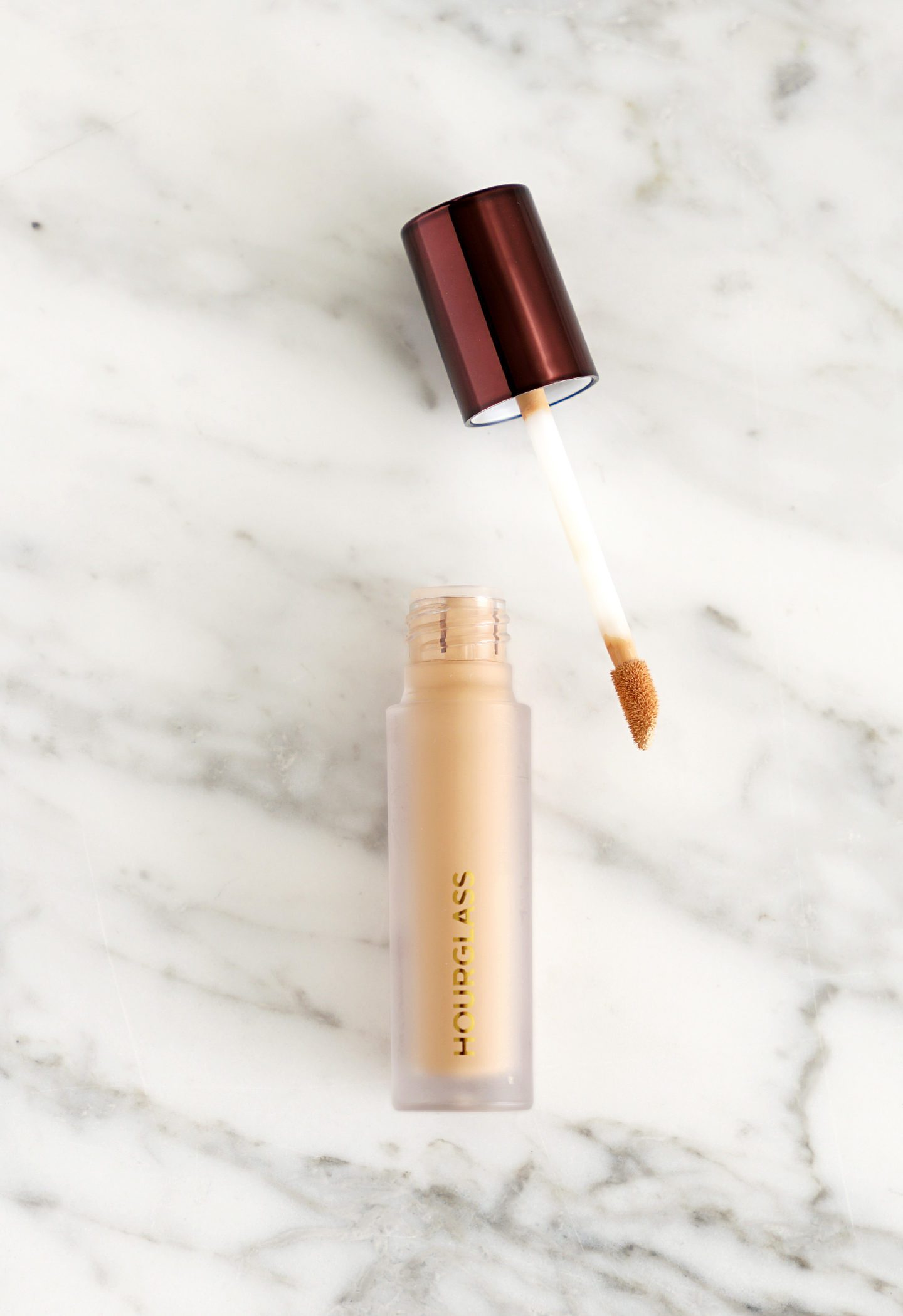 Hourglass Veil Retouching Fluid in Natural review