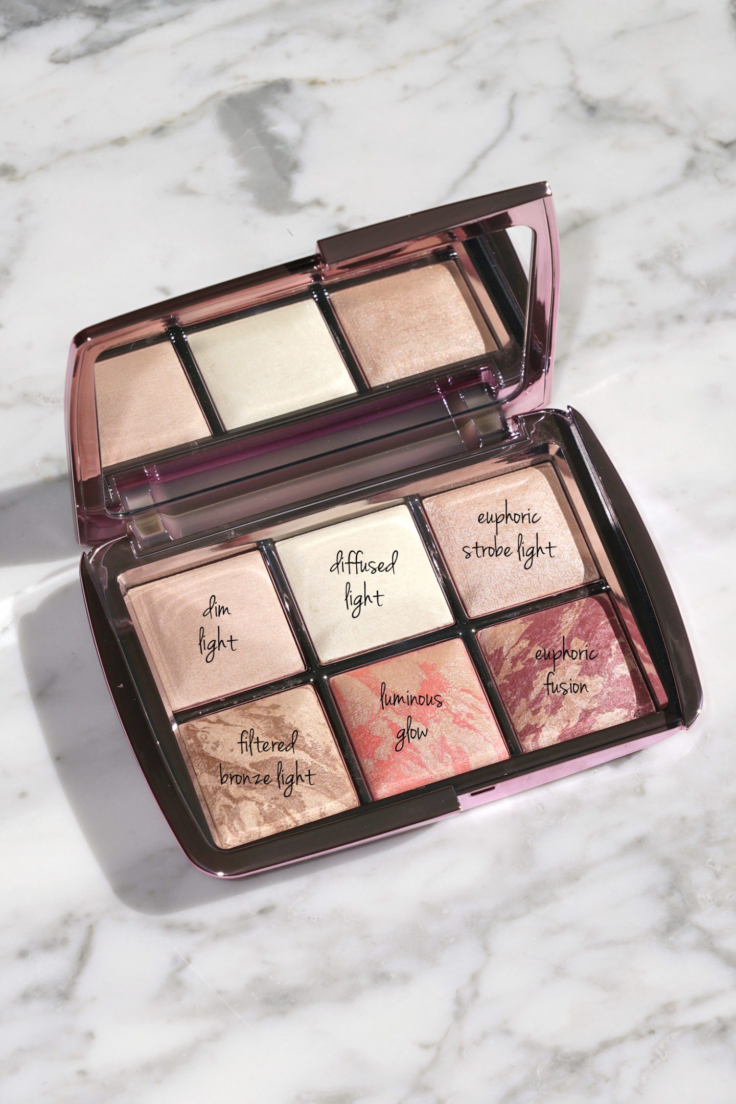 Hourglass Ambient Lighting Edit Palette Vol 4 Holiday 2018