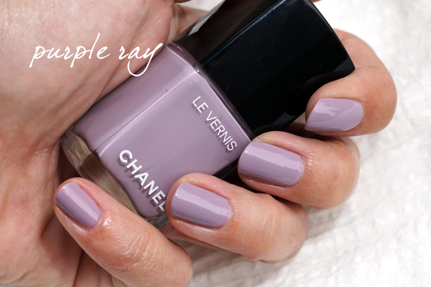 Chanel Cruise 2019 Beauty Le Vernis Purple Ray | The Beauty Look Book