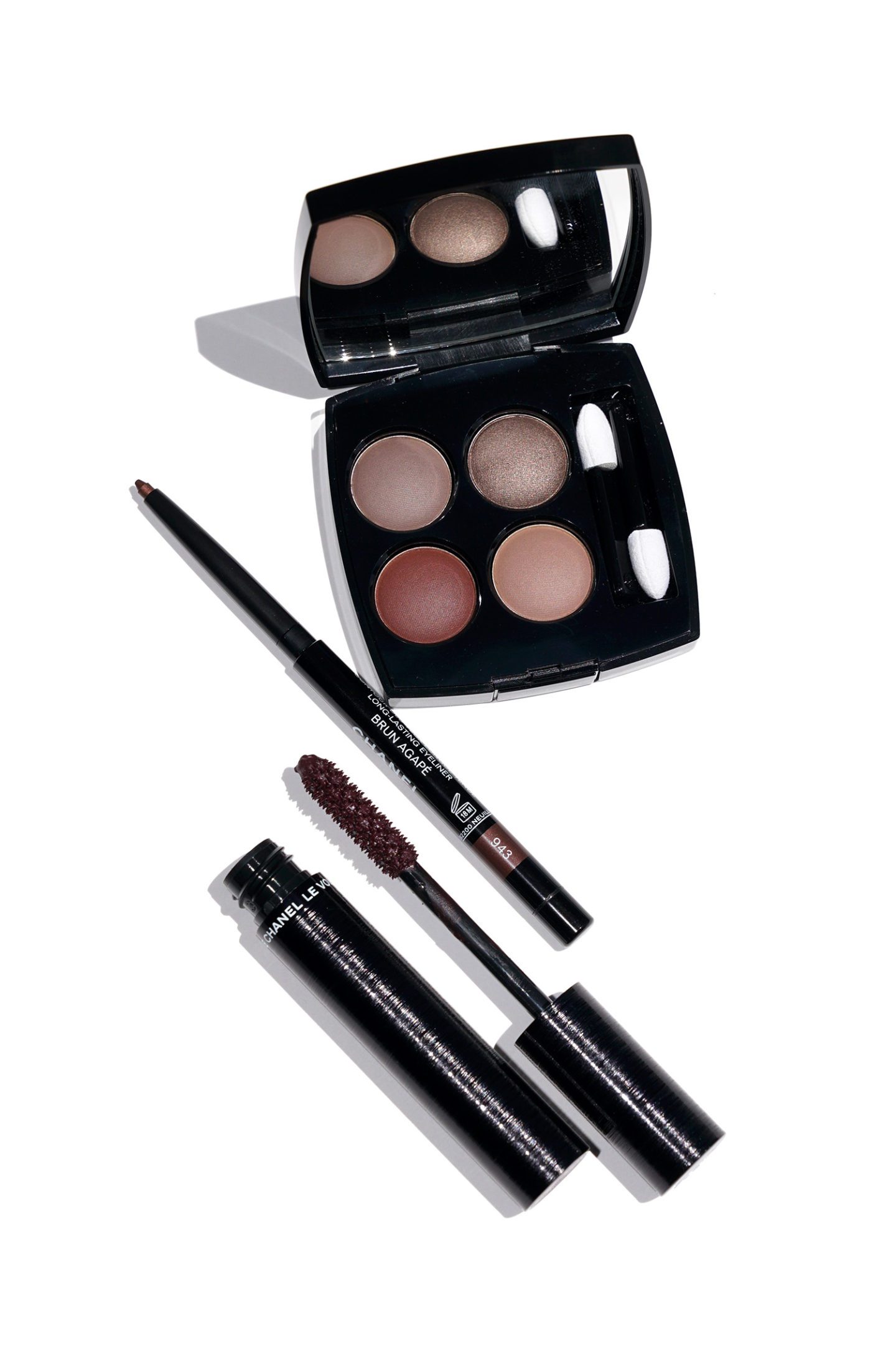 Chanel New Eye Collection Blurry Mauve | The Beauty Look Book