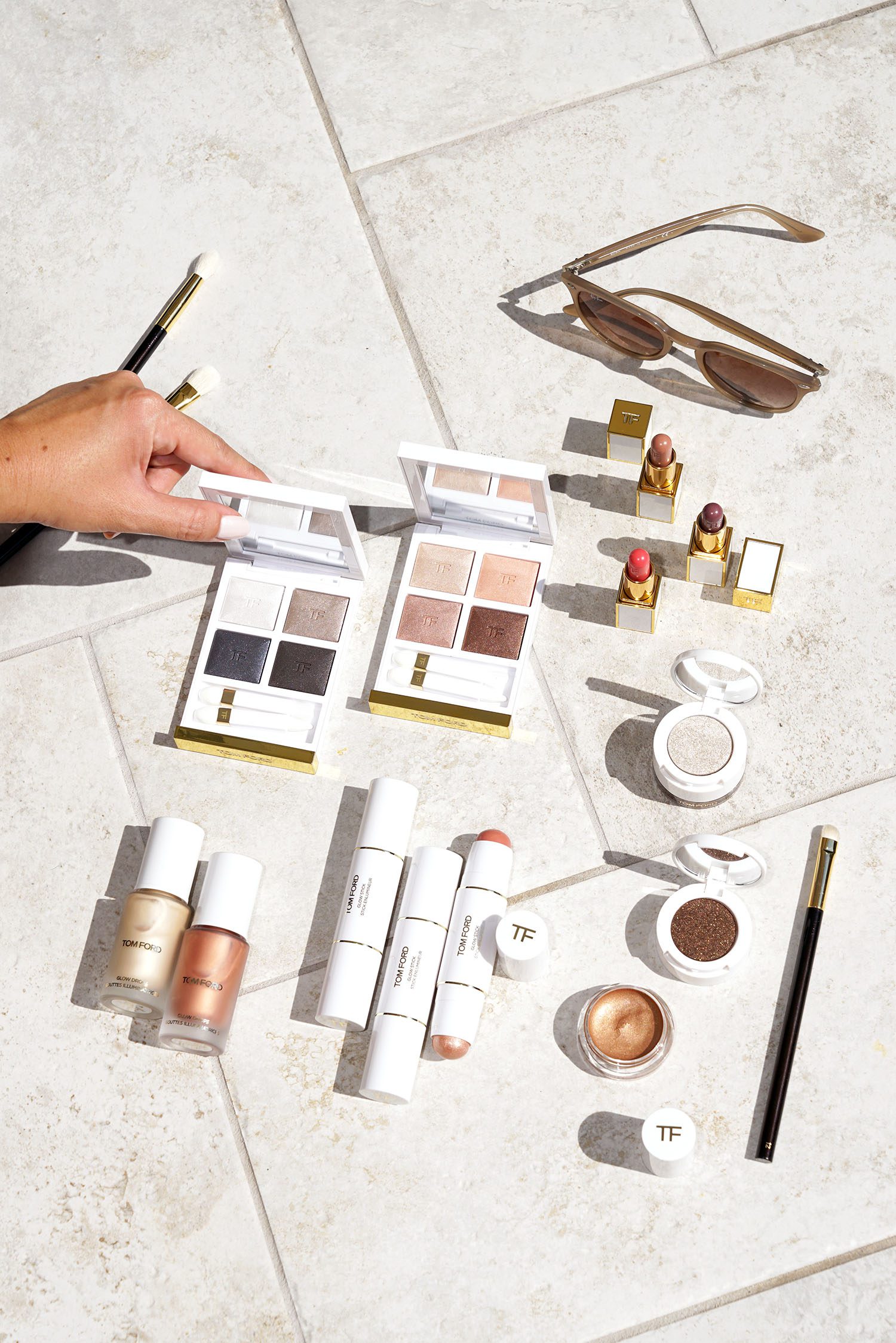 Burger Transformer Vært for Tom Ford Beauty Soleil Neige Collection - The Beauty Look Book