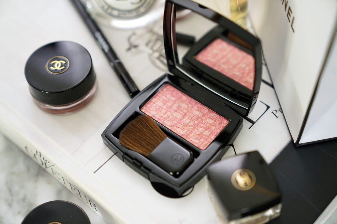 Chanel Les Tissages de Chanel Tweed Pink - The Beauty Look Book