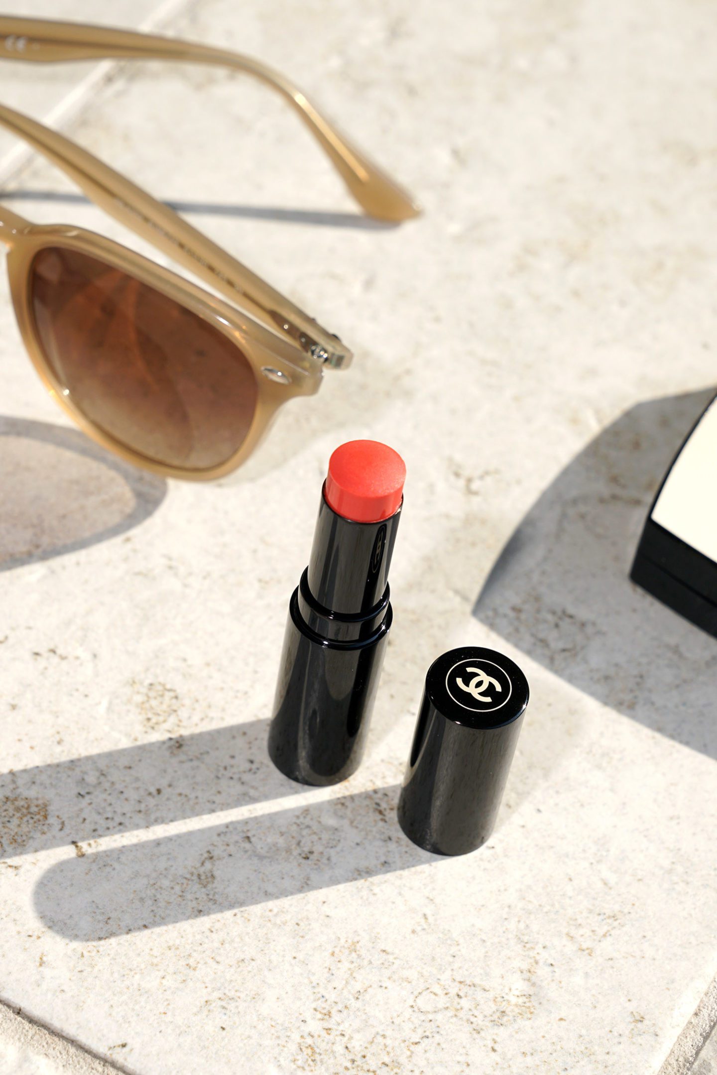 Chanel Les Beiges Healthy Glow Lip Balm in Warm