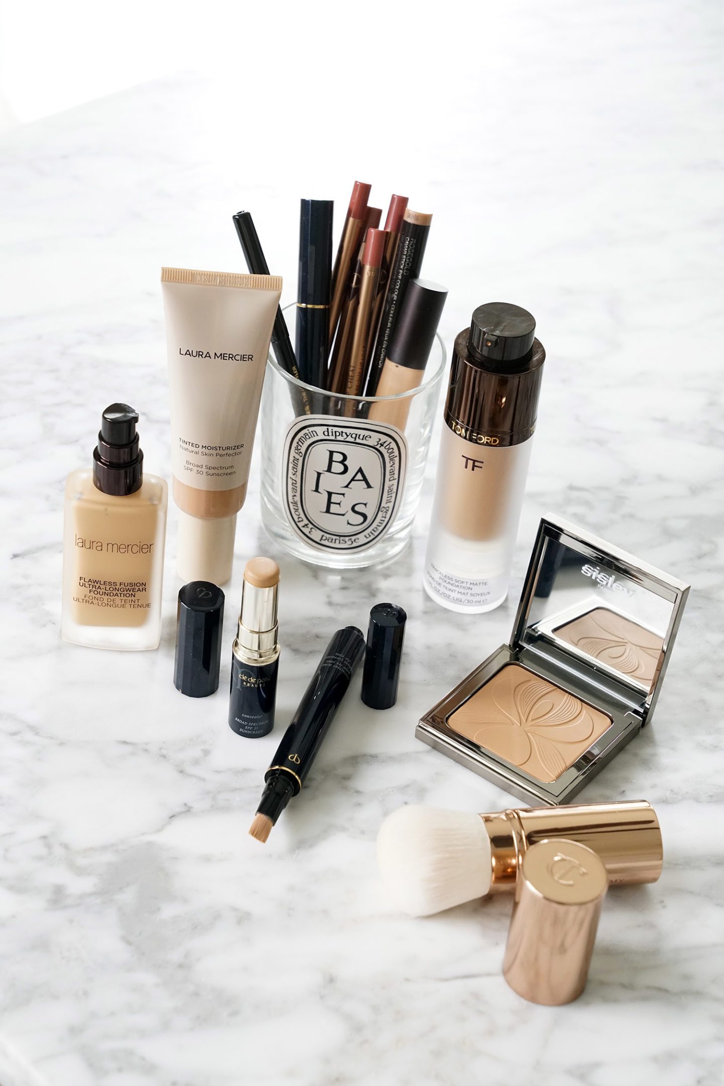 Best Foundation, Concealer and Blurring Powder | The Beauty Look Book