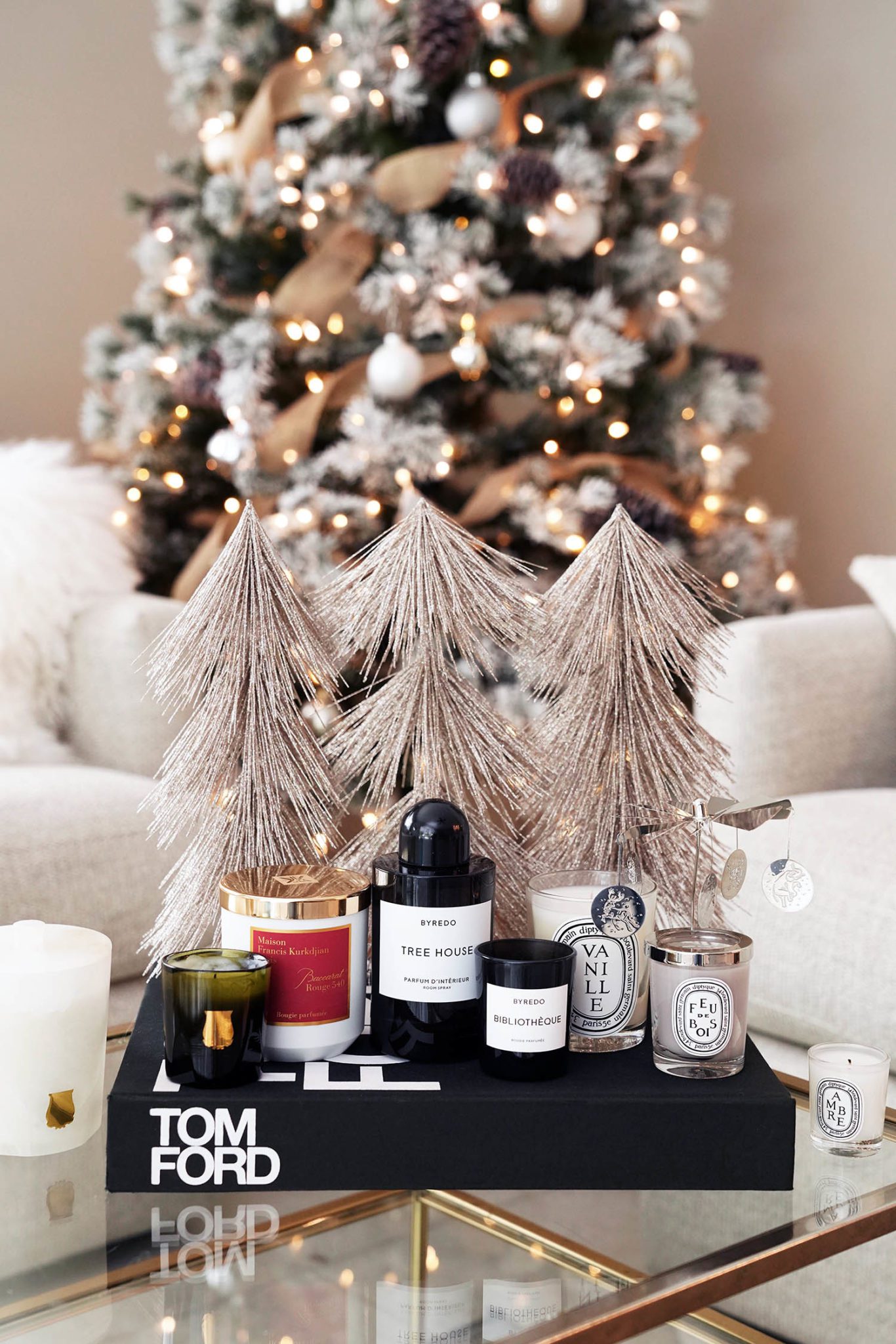 Best Holiday Candles + Scents For the Home This Season The Beauty