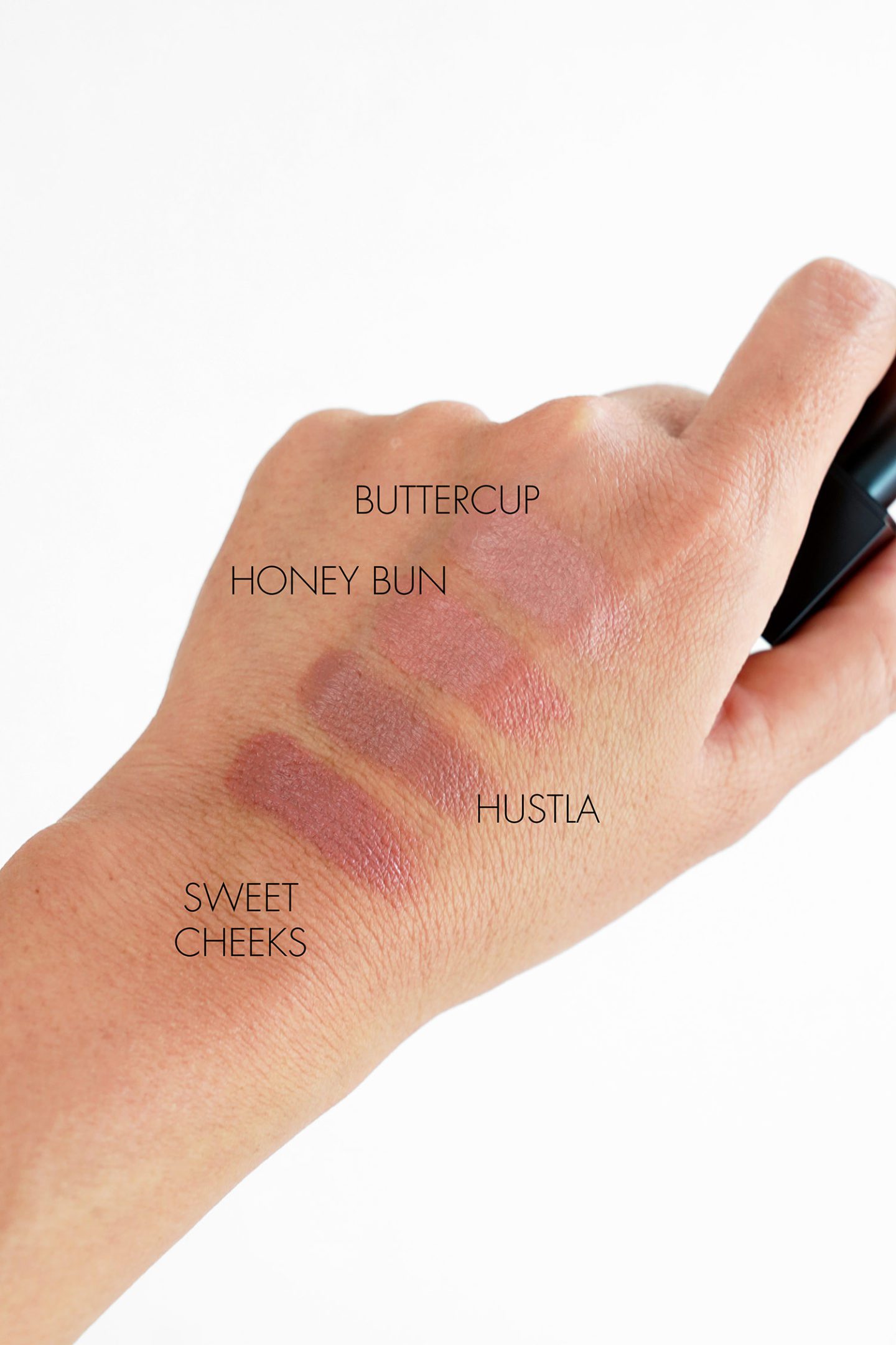 Huda Power Bullet Cream Glow Hydrating Lipsticks 