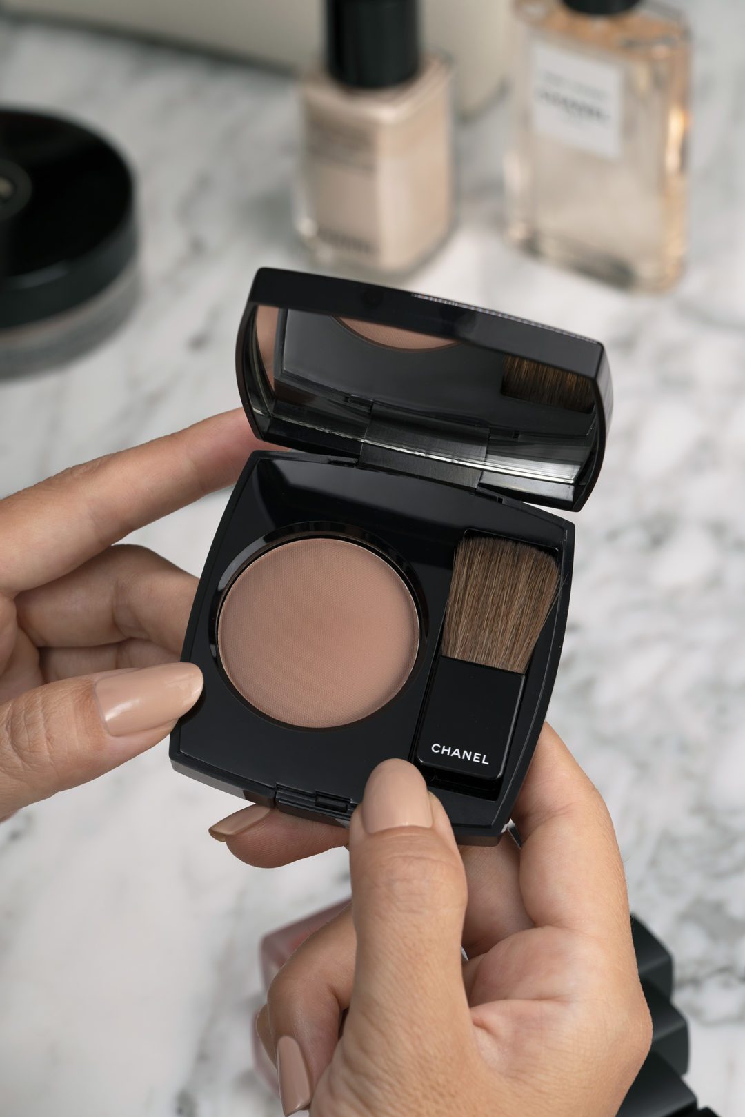 chanel joues contraste powder blush 608 ombre