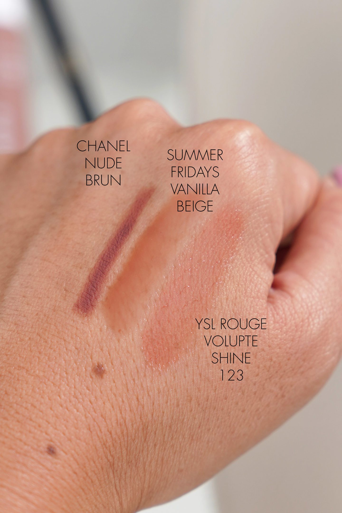 Chanel Lip Liner in Brun Nude, Summer Fridays Lip Balm Vanilla Beige, YSL Rouge Volupte Shine 123 swatches