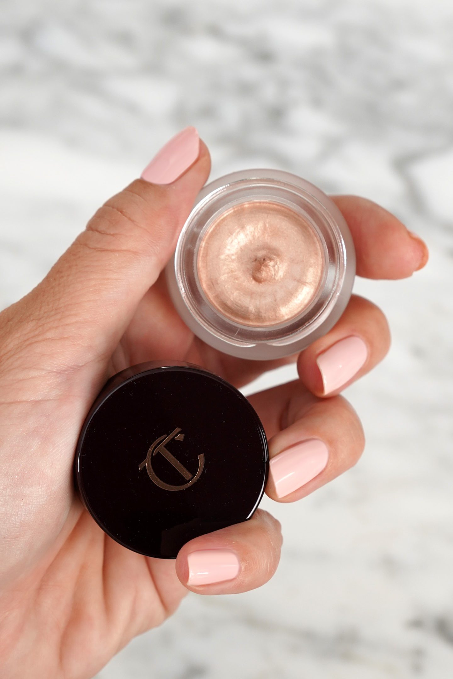 Charlotte Tilbury Eyes to Mesmerize Cream Shadow in Champagne 