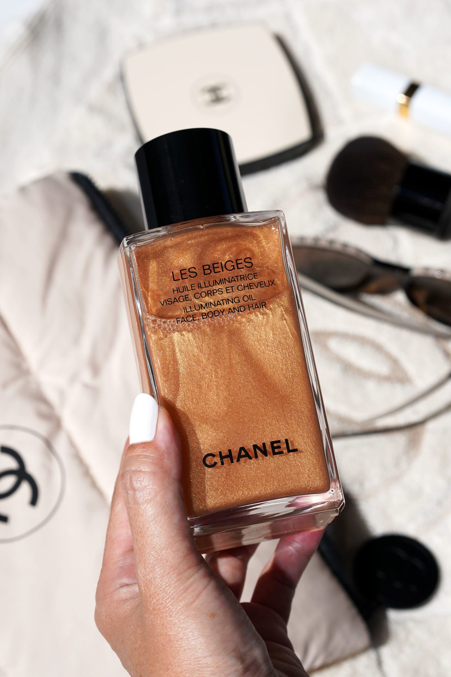 Chanel Les Beiges Illuminating Oil 
