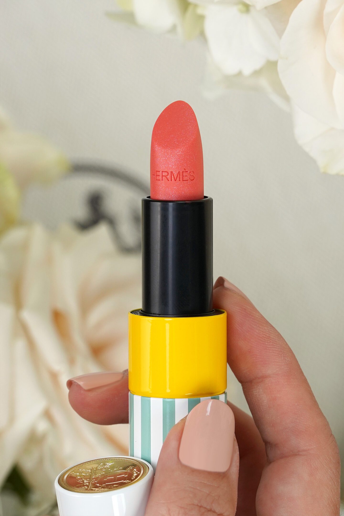 Rouge Hermes Shiny Lipstick 06 Brilliant Corail Parasol 