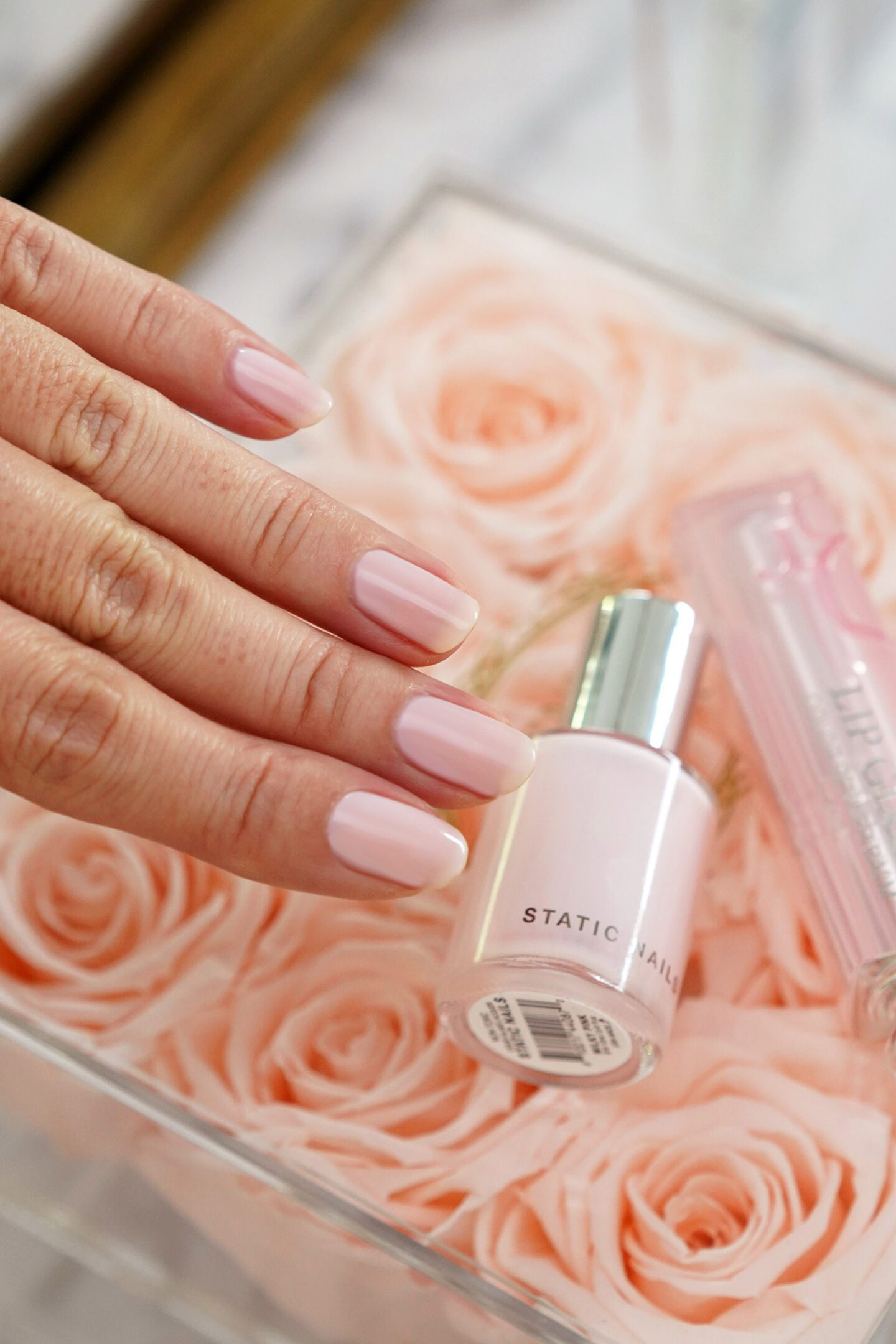 Static Nails in Milky Pink