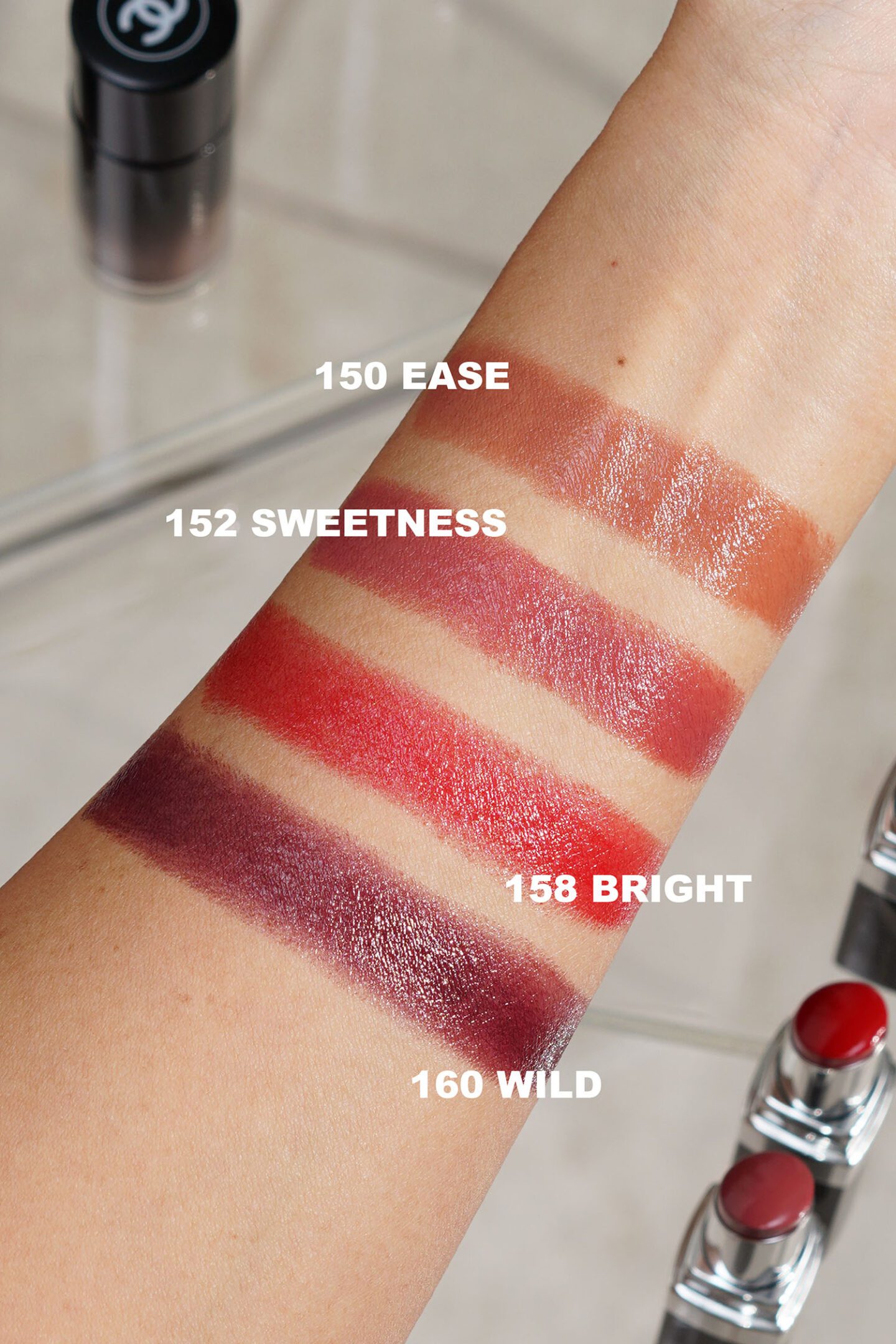 Chanel Rouge Coco Bloom swatches