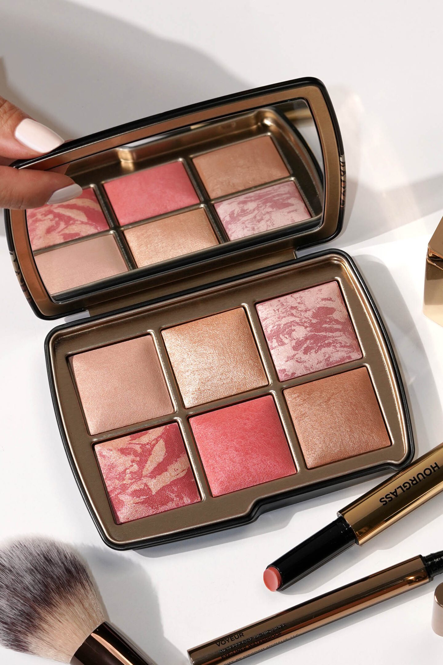 Hourglass Ambient Lighting Edit Unlocked Palette Holiday 2023 - Leopard