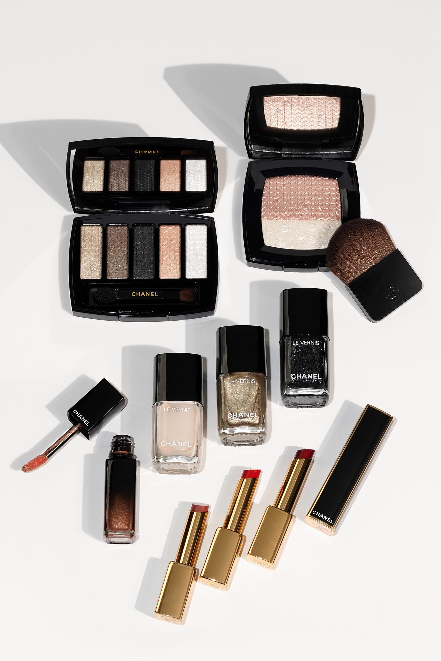 Chanel Holiday 2023 Collection - The Beauty Look Book