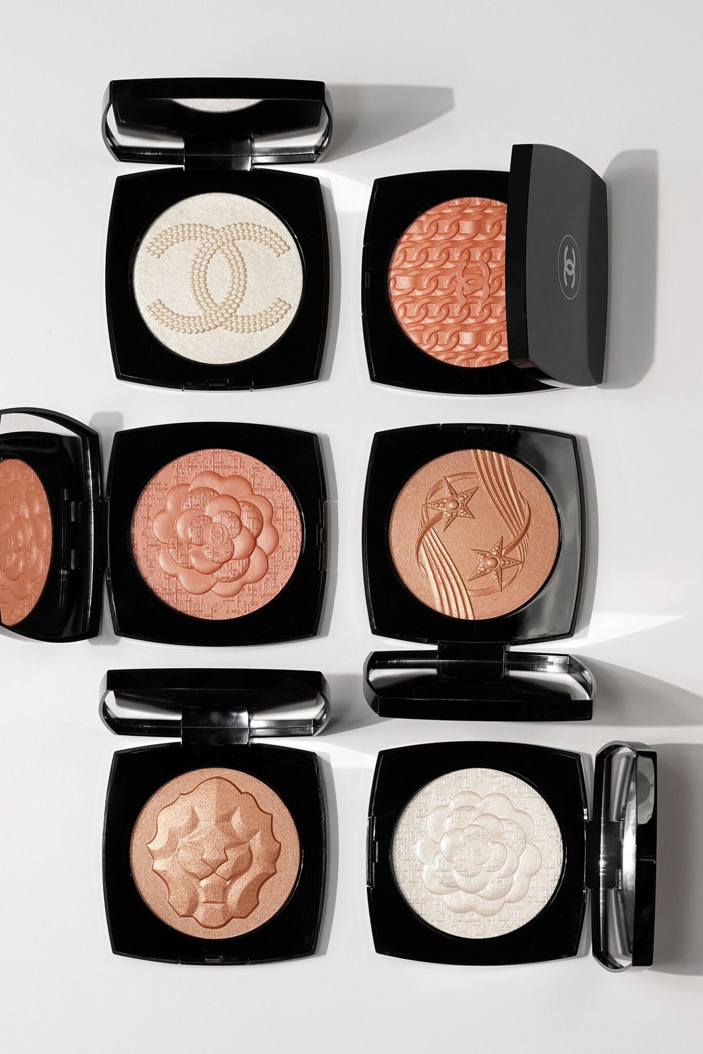 Les Symboles de Chanel Highlighters for Holiday