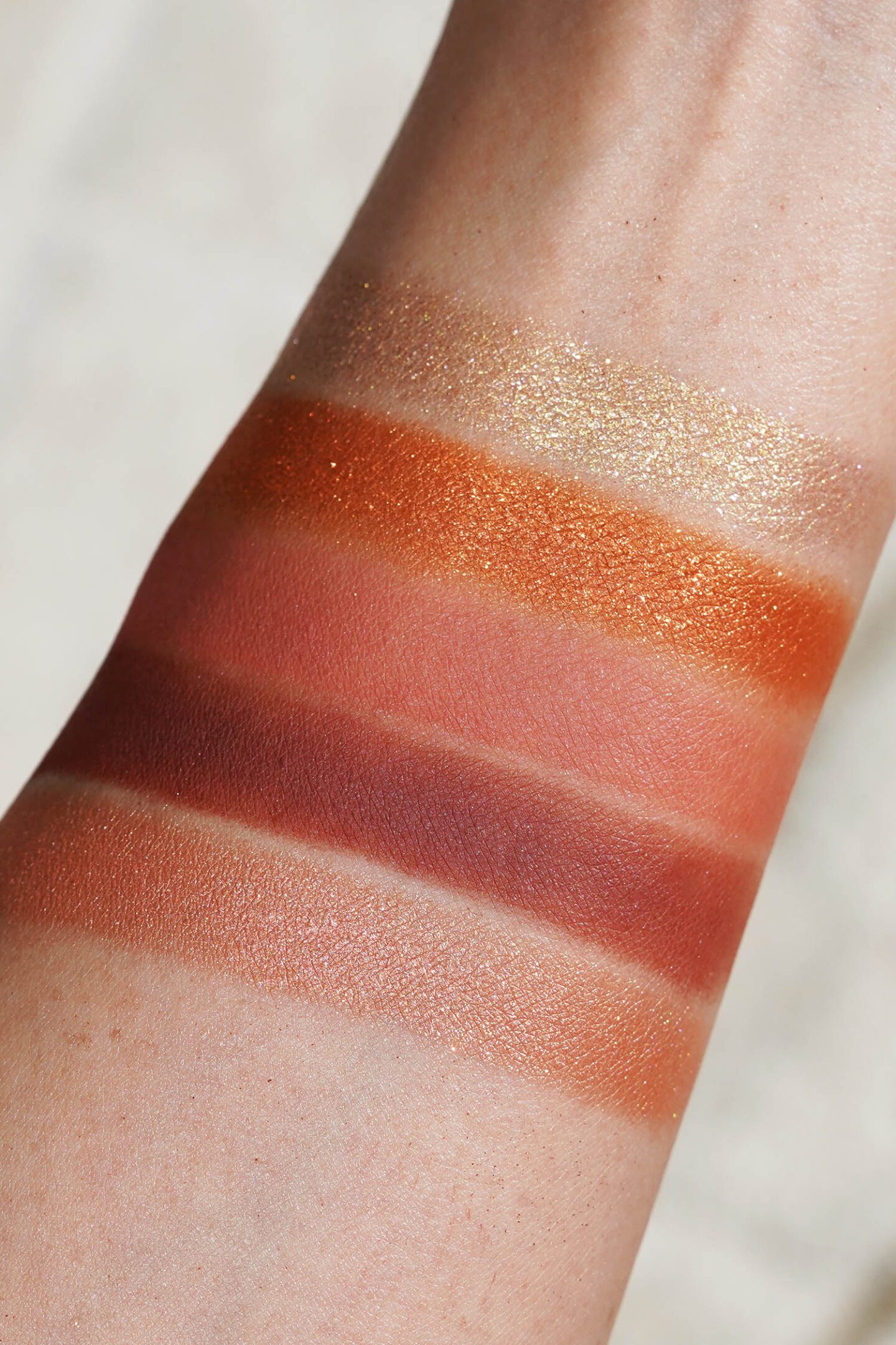 Chanel Les Beiges Healthy Glow Natural Eyeshadow Palette in Golden