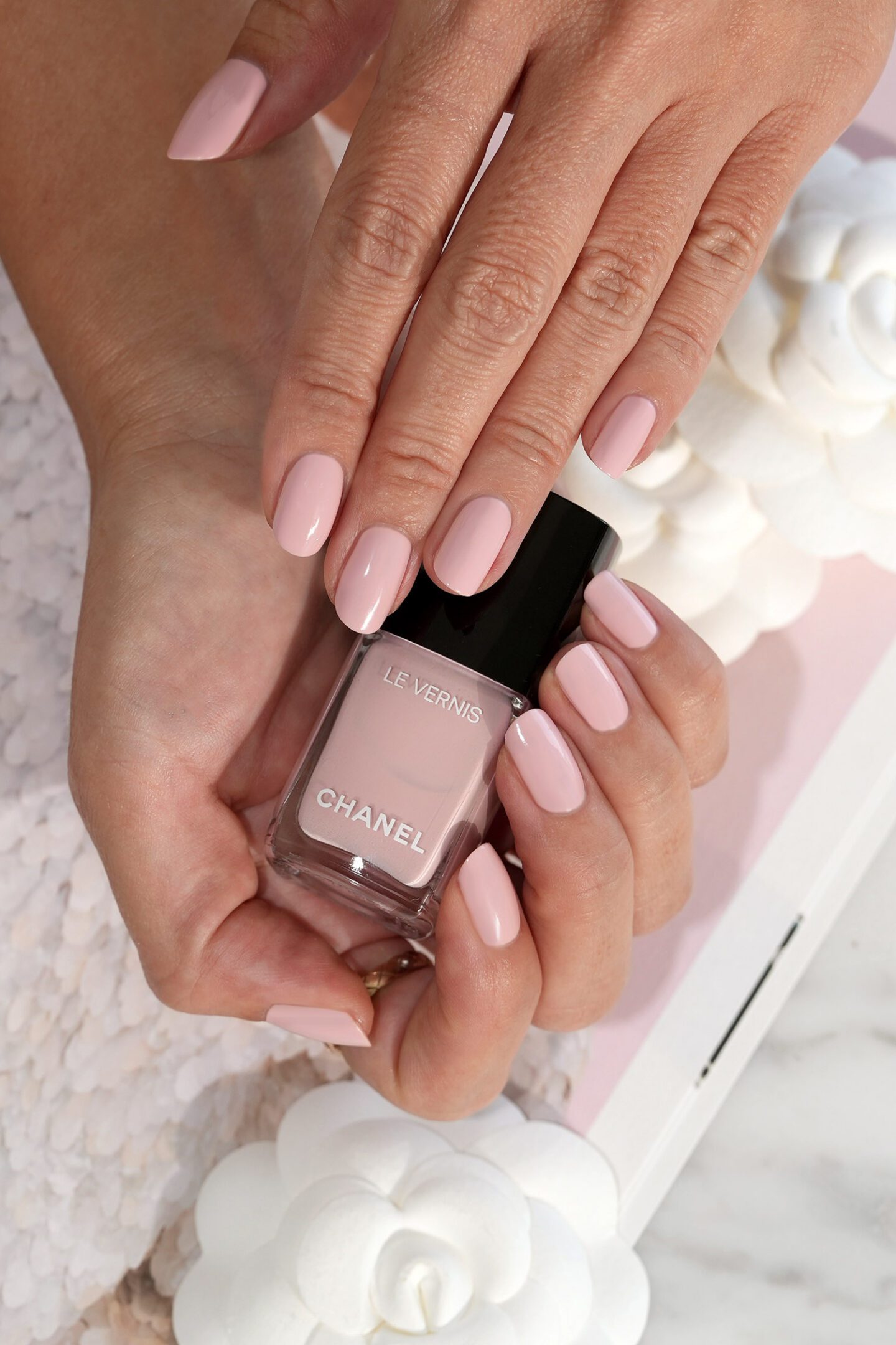 Chanel Le Vernis in Coco