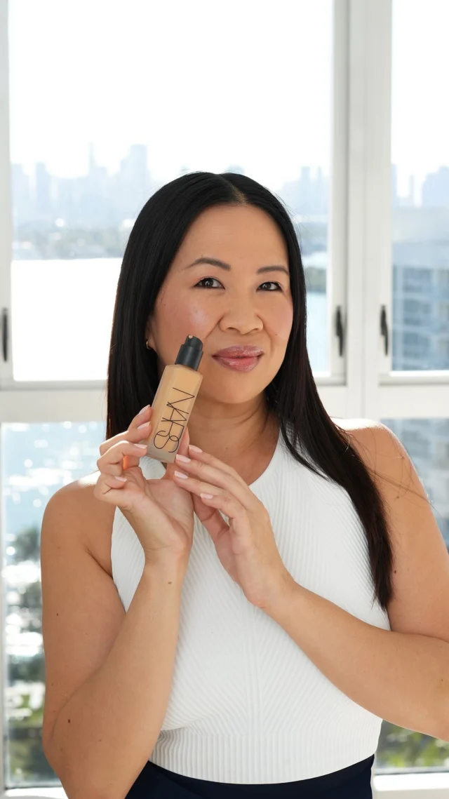 NARS Tzarine Eyeshadow Duo (Grey Side) vs. MAC Smoke & Diamonds