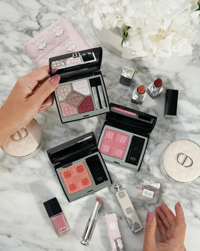 Dior Peach Lace Poudrier Dentelle from Spring 2010 - The Beauty